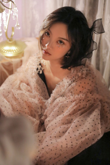青田典子